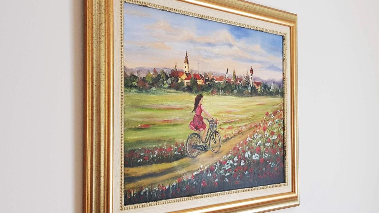 Apartman 13 Križevci Buitenkant foto