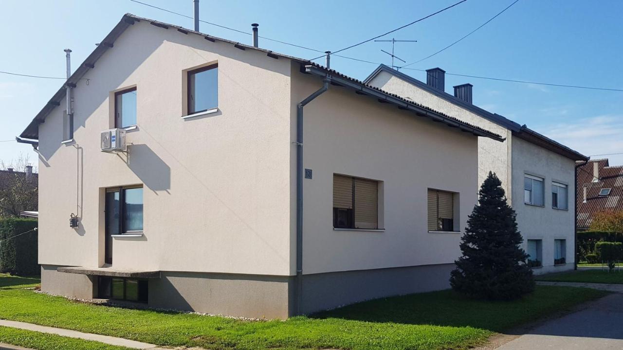 Apartman 13 Križevci Buitenkant foto